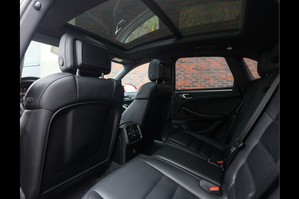 Porsche Macan 2.0 | Sport Chrono - Pano - Luchtvering