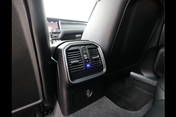 Porsche Macan 2.0 | Sport Chrono - Pano - Luchtvering