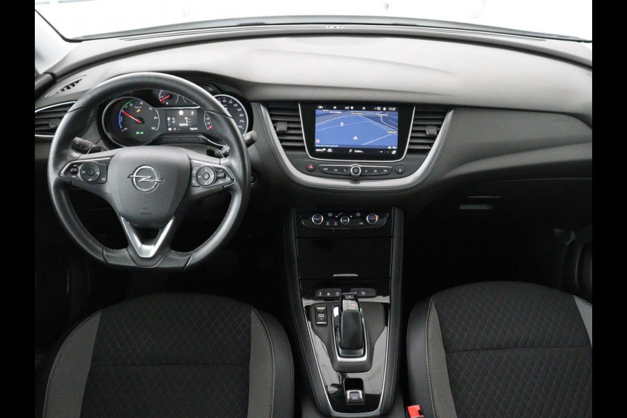 Opel Grandland X 1.6 Turbo Hybrid Business Edition | Trekhaak | Navigatie | Carplay | Parkeerhulp | Full LED | Cruise control | Bluetooth | Climate control | PHEV | Plug In