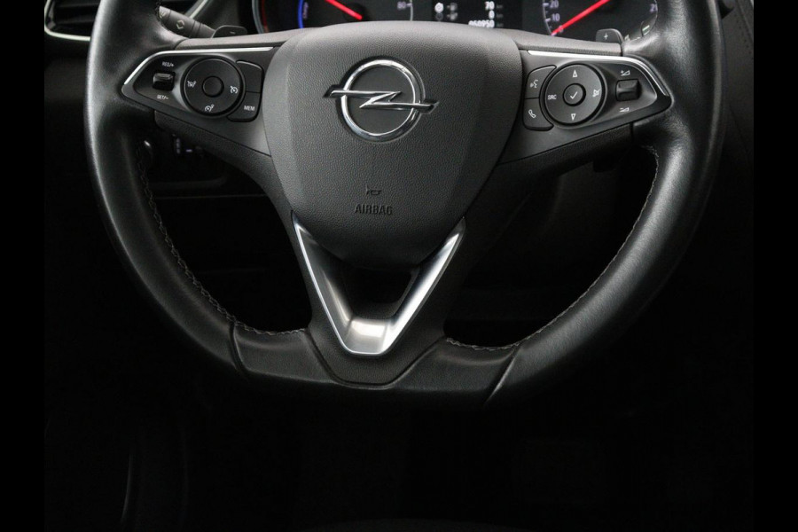 Opel Grandland X 1.6 Turbo Hybrid Business Edition | Trekhaak | Navigatie | Carplay | Parkeerhulp | Full LED | Cruise control | Bluetooth | Climate control | PHEV | Plug In