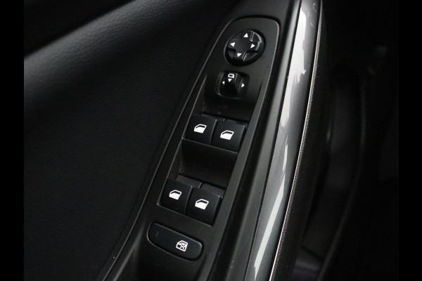 Opel Grandland X 1.6 Turbo Hybrid Business Edition | Trekhaak | Navigatie | Carplay | Parkeerhulp | Full LED | Cruise control | Bluetooth | Climate control | PHEV | Plug In