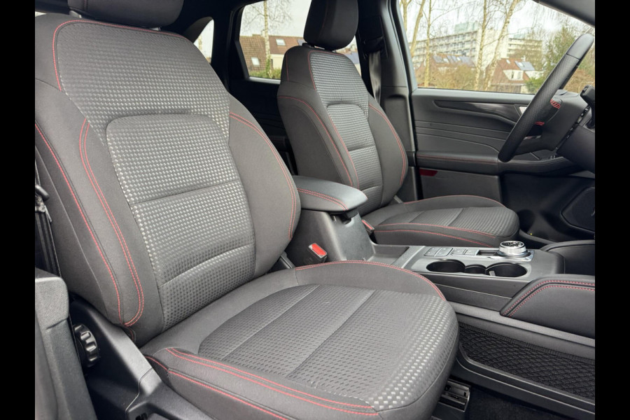 Ford Kuga 2.5 PHEV ST-Line 225pk | Wegklapbare trekhaak |  Adaptive cruise control | Winter Pack | Camera | Elektrische achterklep