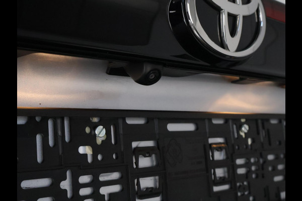 Toyota Yaris Cross 1.5 Hybrid 115 Dynamic | Stuur- & Stoelverwarming | Apple Carplay & AndroidAUTO | Camera