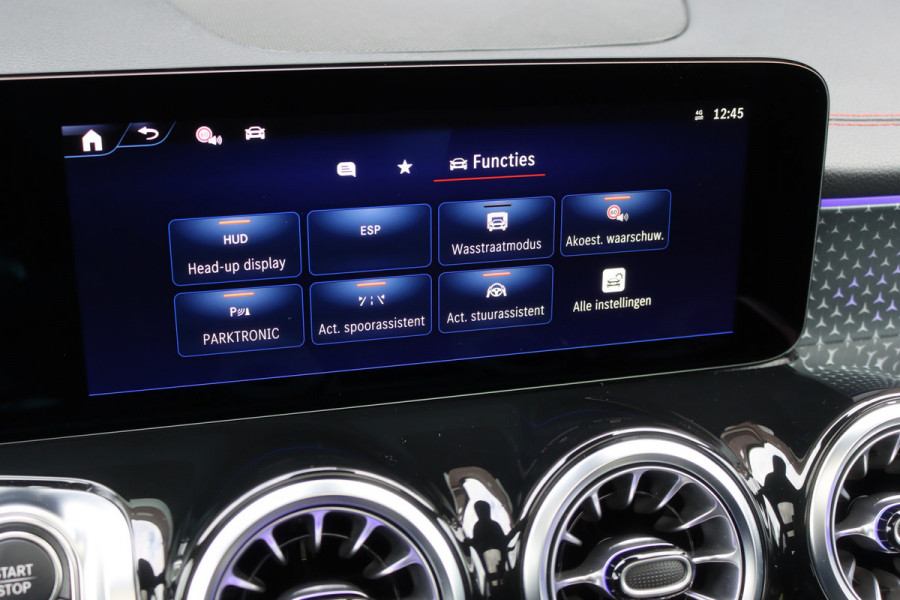 Mercedes-Benz EQB 350 4MATIC AMG Line 71 kWh | Distronic | Panoramadak | Burmester | Memory | HUD | Surround Camera | Verwarmd Stuurwiel | Nightpakket | Augmented Reality |