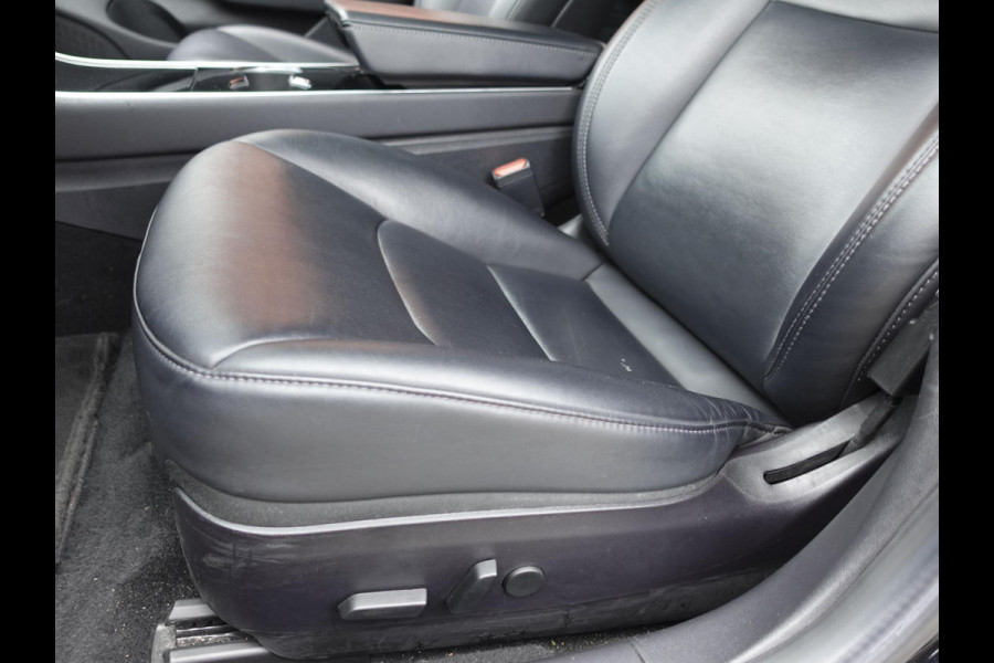 Tesla Model 3 Standard RWD Plus 60 kWh | Navigatie | Panorama dak | 360 camera | Parkeersensoren | Stoelverwarming | Ledverlichting | Leder | Climate Control | HANDEL / EXPORT!