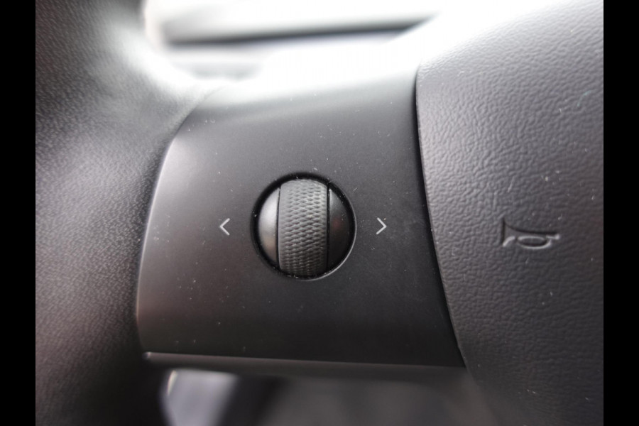 Tesla Model 3 Standard RWD Plus 60 kWh | Navigatie | Panorama dak | 360 camera | Parkeersensoren | Stoelverwarming | Ledverlichting | Leder | Climate Control | HANDEL / EXPORT!