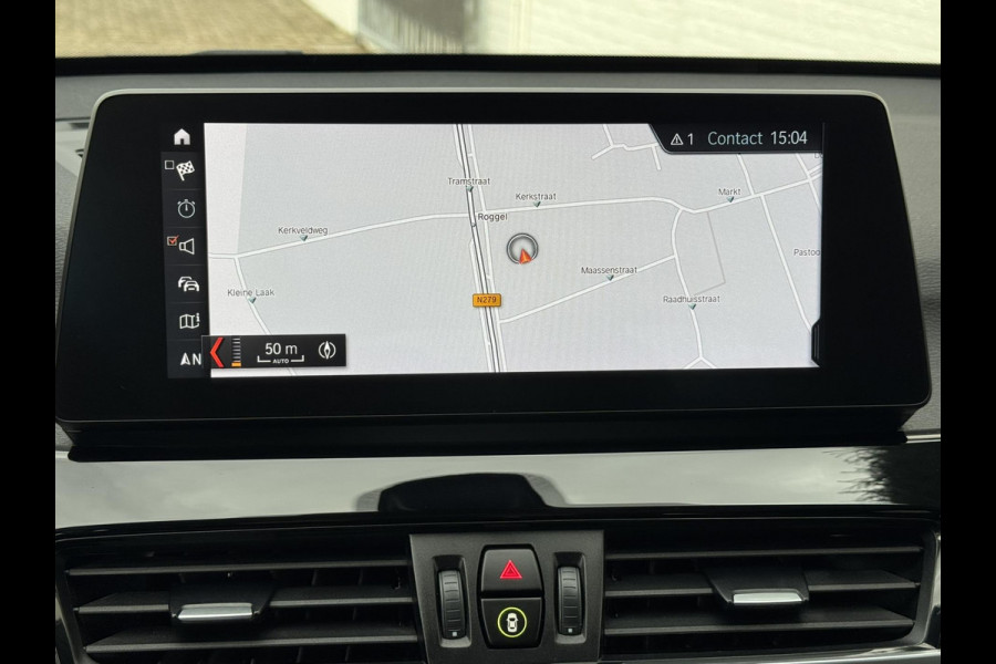 BMW X1 SDrive 1.8i High Executive Head Up display Climate Cruise Pano Leer Navi PDC voor en achter