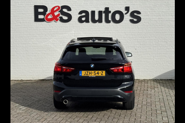 BMW X1 SDrive 1.8i High Executive Head Up display Climate Cruise Pano Leer Navi PDC voor en achter