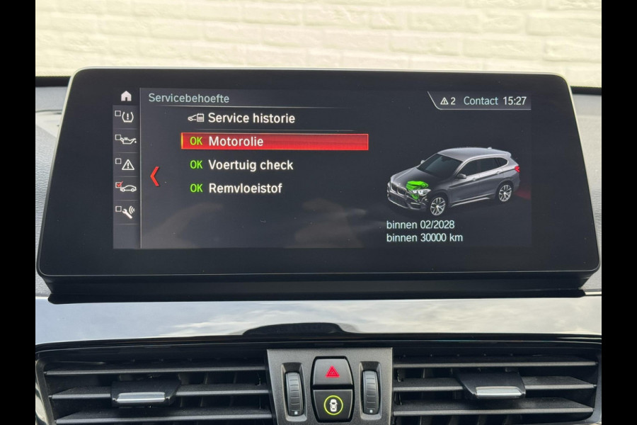 BMW X1 SDrive 1.8i High Executive Head Up display Climate Cruise Pano Leer Navi PDC voor en achter