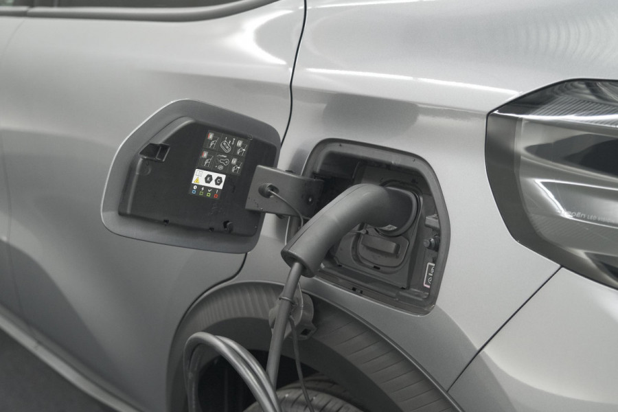 Citroën ë-C3 Max 113pk 44 kWh | 7 KW Laadfunctie | Camera | Navigatie | Apple Carplay | Parkeersensoren