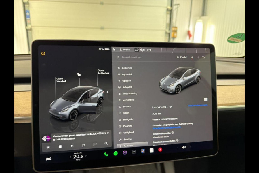 Tesla Model Y RWD 58 kWh | Panorama dak | 20" Wheels | PDC VA | 360 Camera | Full LED | Leder | Autopilot