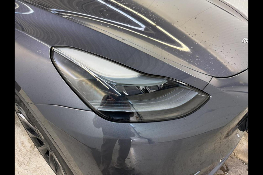 Tesla Model Y RWD 58 kWh | Panorama dak | 20" Wheels | PDC VA | 360 Camera | Full LED | Leder | Autopilot