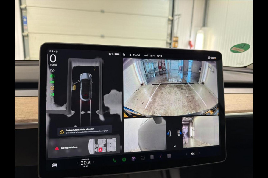 Tesla Model Y RWD 58 kWh | Panorama dak | 20" Wheels | PDC VA | 360 Camera | Full LED | Leder | Autopilot