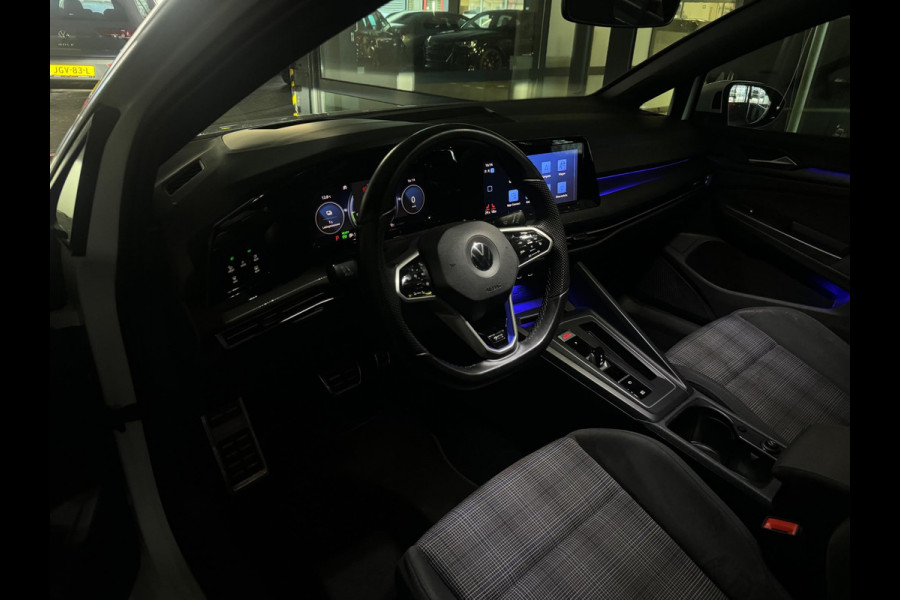 Volkswagen Golf 1.4 eHybrid GTE Pano|Camera|HuD|IQ|Dodehoek