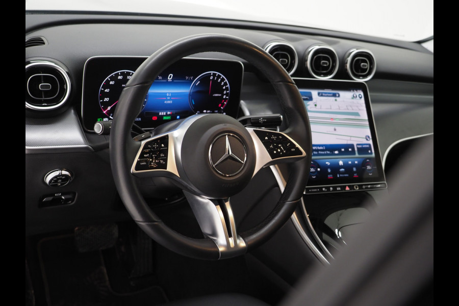 Mercedes-Benz GLC 300e 4MATIC 320PK | Leder | Camera | Stoelverwarming | LED | DAB | Climate | Carplay