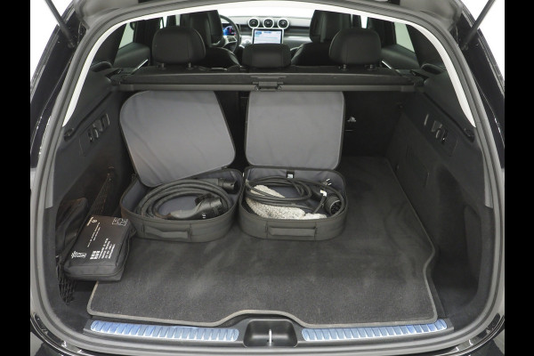 Mercedes-Benz GLC 300e 4MATIC 320PK | Leder | Camera | Stoelverwarming | LED | DAB | Climate | Carplay