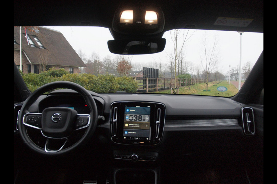 Volvo XC40 Recharge P8 AWD R-Design | SOH 93% | Camera | Trekhaak | Apple Carplay | Cruise Control |