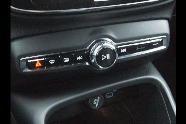 Volvo XC40 Recharge P8 AWD R-Design | SOH 93% | Camera | Trekhaak | Apple Carplay | Cruise Control |