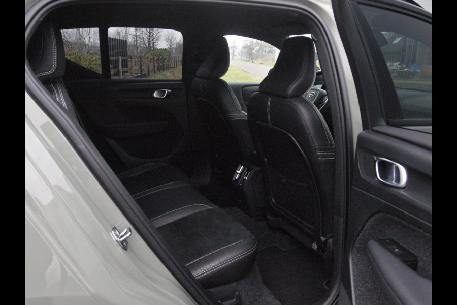 Volvo XC40 Recharge P8 AWD R-Design | SOH 93% | Camera | Trekhaak | Apple Carplay | Cruise Control |