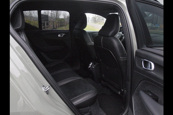 Volvo XC40 Recharge P8 AWD R-Design | SOH 93% | Camera | Trekhaak | Apple Carplay | Cruise Control |