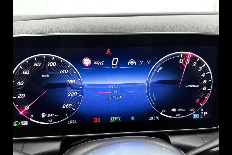 Mercedes-Benz GLC Coupé 300 e 4MATIC Plug-In Hybride Trekhaak | Alarm Klasse 3 | Rijassistentiepakket plus | Stuur en Stoelverwarming | Parkeerpakket met 360°-camera | Distronic. Inclusief 24 maanden MB Certified garantie voor Europa.