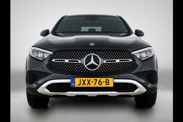Mercedes-Benz GLC Coupé 300 e 4MATIC Plug-In Hybride Trekhaak | Alarm Klasse 3 | Rijassistentiepakket plus | Stuur en Stoelverwarming | Parkeerpakket met 360°-camera | Distronic. Inclusief 24 maanden MB Certified garantie voor Europa.