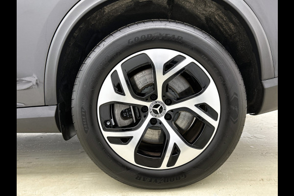 Mercedes-Benz GLC Coupé 300 e 4MATIC Plug-In Hybride Trekhaak | Alarm Klasse 3 | Rijassistentiepakket plus | Stuur en Stoelverwarming | Parkeerpakket met 360°-camera | Distronic. Inclusief 24 maanden MB Certified garantie voor Europa.