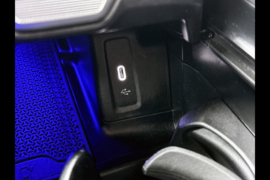 Mercedes-Benz GLC Coupé 300 e 4MATIC Plug-In Hybride Trekhaak | Alarm Klasse 3 | Rijassistentiepakket plus | Stuur en Stoelverwarming | Parkeerpakket met 360°-camera | Distronic. Inclusief 24 maanden MB Certified garantie voor Europa.