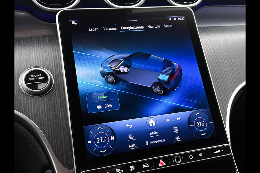 Mercedes-Benz GLC Coupé 300 e 4MATIC Plug-In Hybride Trekhaak | Alarm Klasse 3 | Rijassistentiepakket plus | Stuur en Stoelverwarming | Parkeerpakket met 360°-camera | Distronic. Inclusief 24 maanden MB Certified garantie voor Europa.