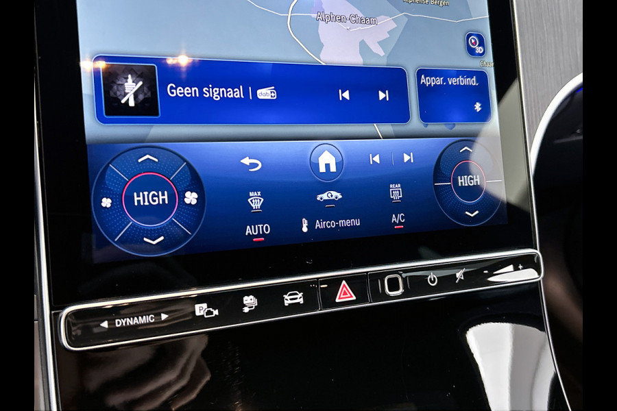 Mercedes-Benz GLC 300 e 4MATIC AMG Plug-In Hybride AMG Line | Night Pakket | Trekhaak | Panorama Schuif-Kanteldak | Offroad-Techniek Pakket | Distronic. Inclusief 24 maanden MB Certified garantie voor Europa.