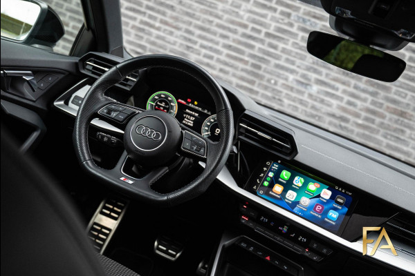 Audi A3 Sportback 40 TFSI e S Line Pfeilgrau|Panodak|Sfeer|RSSeats|18Inch