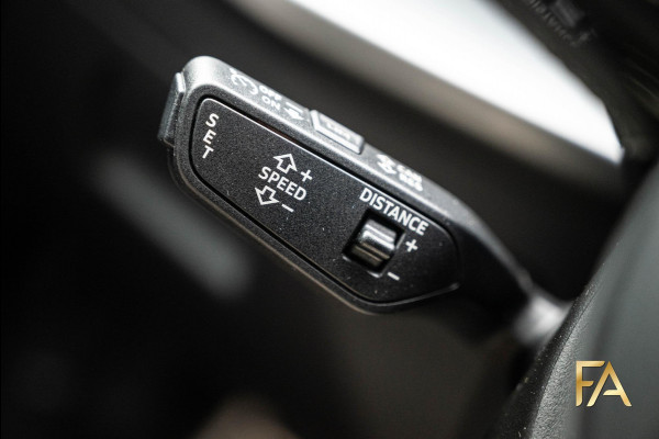 Audi A3 Sportback 40 TFSI e S Line Pfeilgrau|Panodak|Sfeer|RSSeats|18Inch