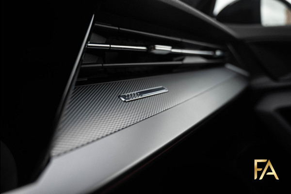 Audi A3 Sportback 40 TFSI e S Line Pfeilgrau|Panodak|Sfeer|RSSeats|18Inch