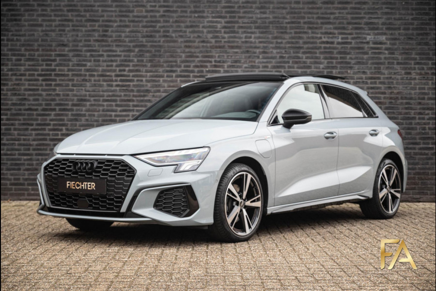 Audi A3 Sportback 40 TFSI e S Line Pfeilgrau|Panodak|Sfeer|RSSeats|18Inch