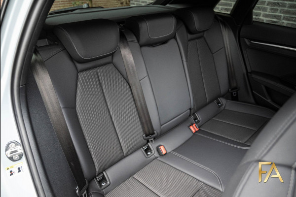 Audi A3 Sportback 40 TFSI e S Line Pfeilgrau|Panodak|Sfeer|RSSeats|18Inch