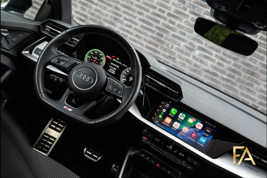 Audi A3 Sportback 40 TFSI e S Line Pfeilgrau|Panodak|Sfeer|RSSeats|18Inch