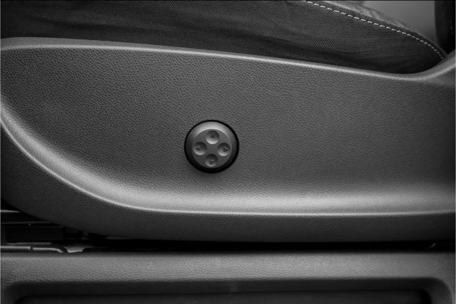 Mercedes-Benz V-Klasse 300d Extra Lang DC AMG Line 2x Elek Schuifdeur Distronic Luchtvering