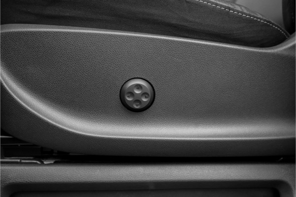 Mercedes-Benz V-Klasse 300d Extra Lang DC AMG Line 2x Elek Schuifdeur Distronic Luchtvering