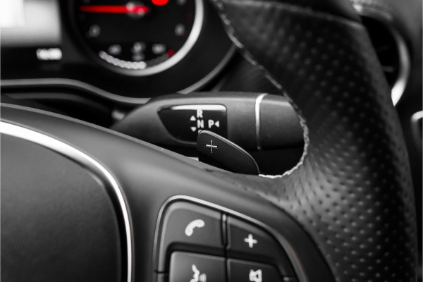 Mercedes-Benz V-Klasse 300d Extra Lang DC AMG Line 2x Elek Schuifdeur Distronic Luchtvering