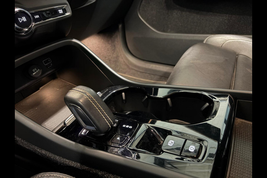 Volvo XC40 T5 Aut. R-Design Parkeercamera Trekhaak 262pk