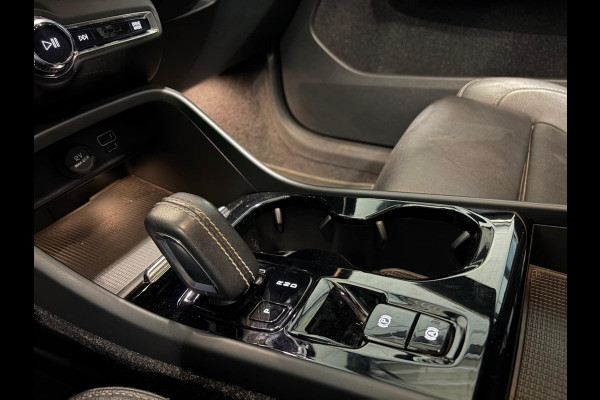 Volvo XC40 T5 Aut. R-Design Parkeercamera Trekhaak 262pk