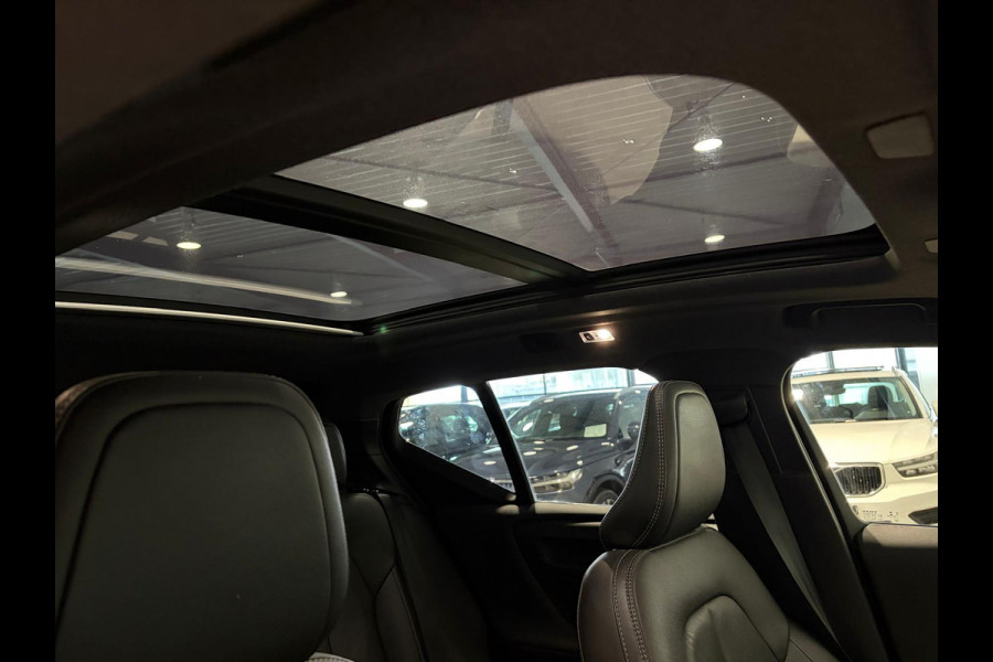 Volvo XC40 T5 Aut. R-Design Parkeercamera Trekhaak 262pk