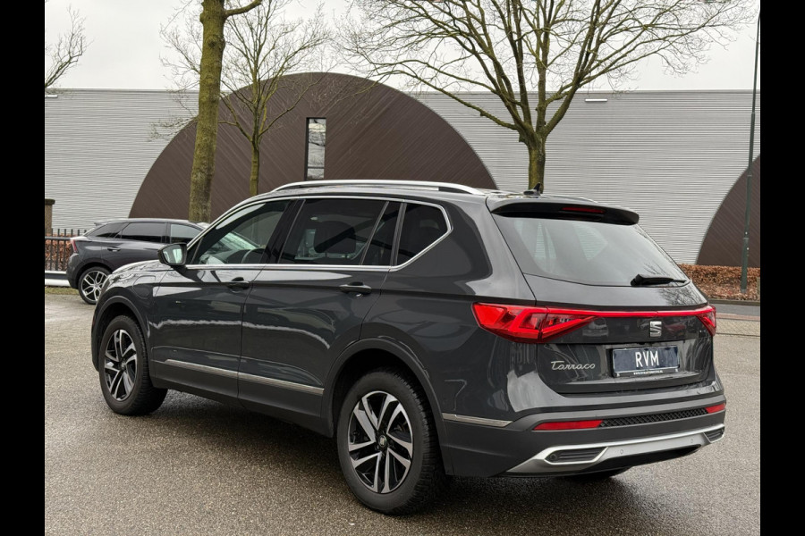 Seat Tarraco 1.4 TSI e-Hybrid PHEV Xperience Business Intense ELEK. ACHTERKLEP| DODE HOEK SENSOR| STOEL+ STUUR VERWARMING| 360 CAMERA | ACHTERBANK VERWARMD| CARPLAY| RIJKLAARPRIJS INCL. 12 MND BOVAG GARANTIE