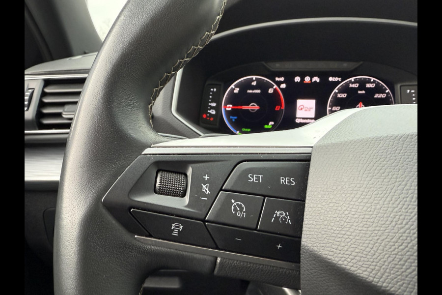 Seat Tarraco 1.4 TSI e-Hybrid PHEV Xperience Business Intense ELEK. ACHTERKLEP| DODE HOEK SENSOR| STOEL+ STUUR VERWARMING| 360 CAMERA | ACHTERBANK VERWARMD| CARPLAY| RIJKLAARPRIJS INCL. 12 MND BOVAG GARANTIE