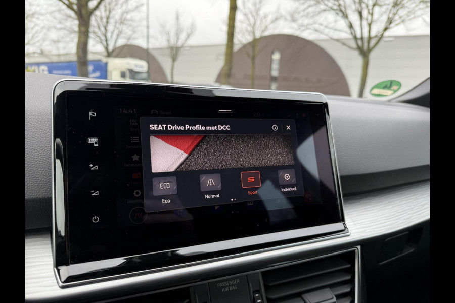 Seat Tarraco 1.4 TSI e-Hybrid PHEV Xperience Business Intense ELEK. ACHTERKLEP| DODE HOEK SENSOR| STOEL+ STUUR VERWARMING| 360 CAMERA | ACHTERBANK VERWARMD| CARPLAY| RIJKLAARPRIJS INCL. 12 MND BOVAG GARANTIE