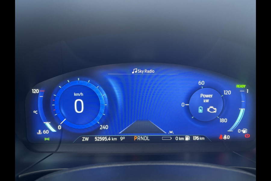 Ford Kuga 2.5 PHEV Titanium 225pk | Winterpack | Digitale Cockpit | 1.500kg Trekgewicht | All Weather Banden