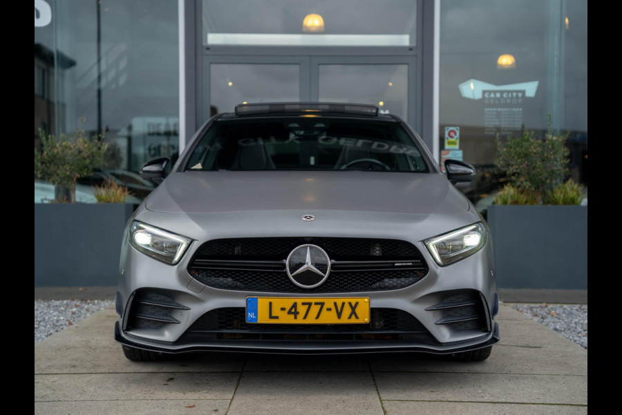 Mercedes-Benz A-Klasse AMG 35 4MATIC / Org.NL / Kuip / Aero / HUD / Burm / Pano / 360 / Ambient / Stl. Koeling / Multibeam