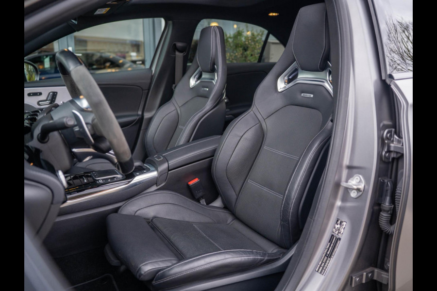 Mercedes-Benz A-Klasse AMG 35 4MATIC / Org.NL / Kuip / Aero / HUD / Burm / Pano / 360 / Ambient / Stl. Koeling / Multibeam