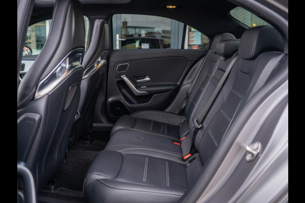 Mercedes-Benz A-Klasse AMG 35 4MATIC / Org.NL / Kuip / Aero / HUD / Burm / Pano / 360 / Ambient / Stl. Koeling / Multibeam