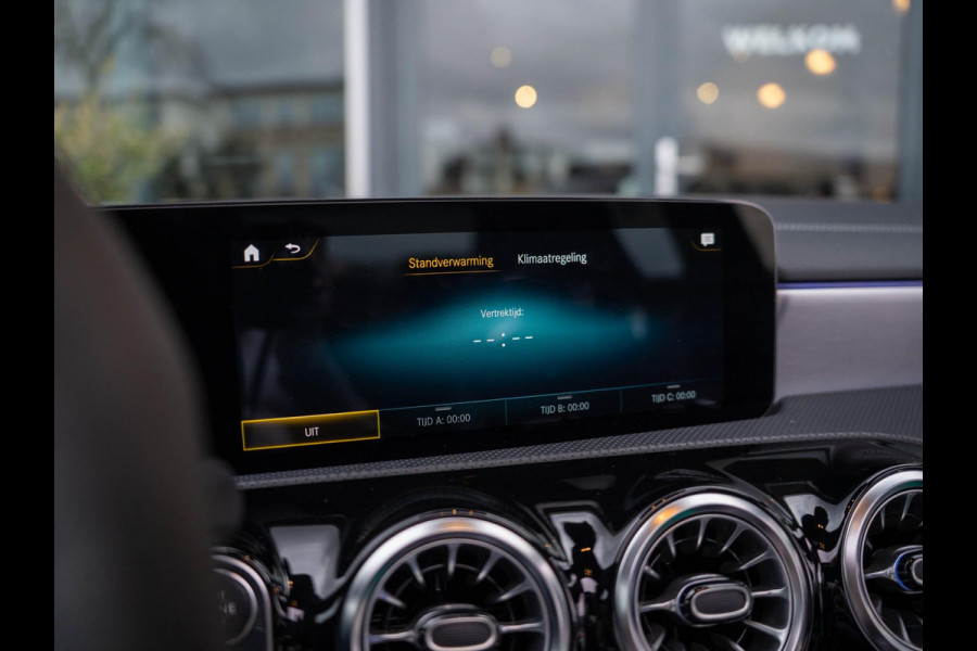 Mercedes-Benz A-Klasse AMG 35 4MATIC / Org.NL / Kuip / Aero / HUD / Burm / Pano / 360 / Ambient / Stl. Koeling / Multibeam